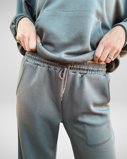 Everyday Straight Leg Pants